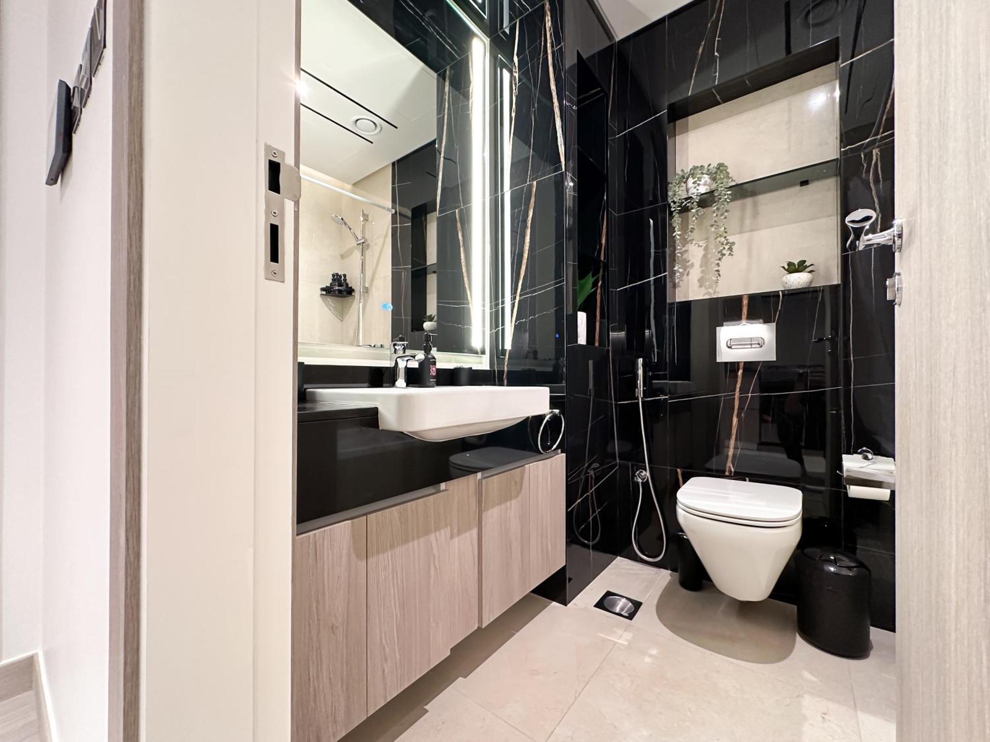Apartment Trophy Elegant W Premium Facilities & Golf Simulator